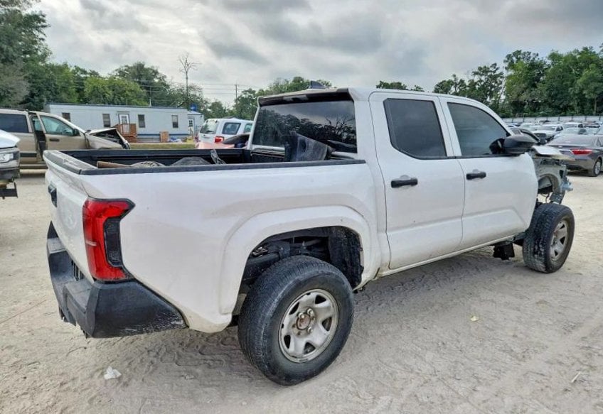 2024 Toyota Tacoma SR Pickup 4D 5 ft - 3TYKD5HN3RT006920 photo 4