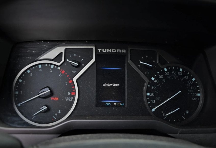2025 Toyota Tundra SR5 - 5TFLA5EC8SX042176 photo 9