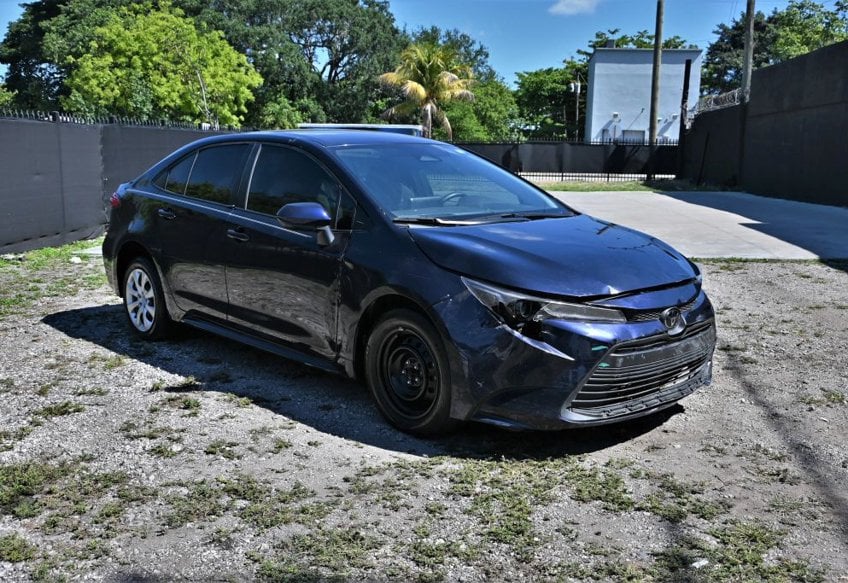 2024 Toyota Corolla LE - 5YFB4MDEXRP224325 photo 1