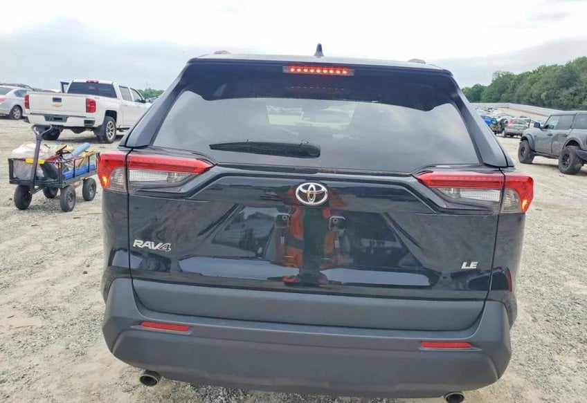 2020 Toyota RAV4 LE - 2T3H1RFV7LW083420 photo 6