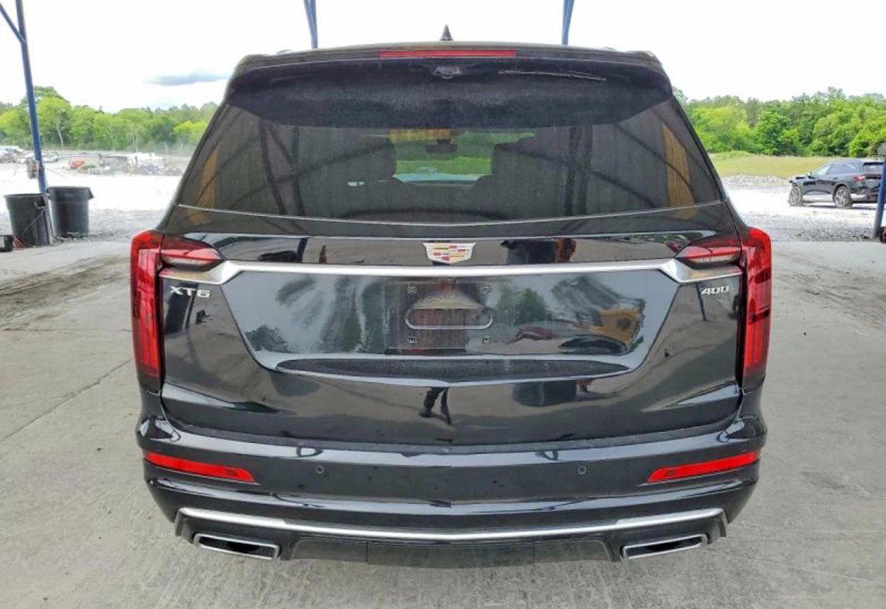 2022 Cadillac XT6 Premium Luxury Sport Utility 4D - 1GYKPCRS2NZ163658 photo 17