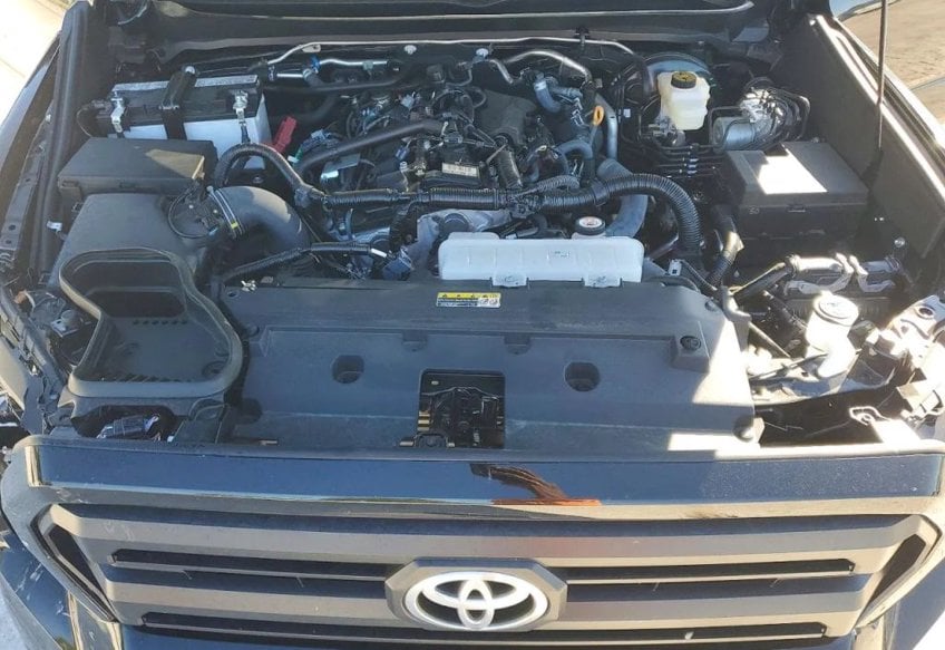 2025 Toyota Tacoma SR5 - 3TMKB5FN7SM047027 photo 11