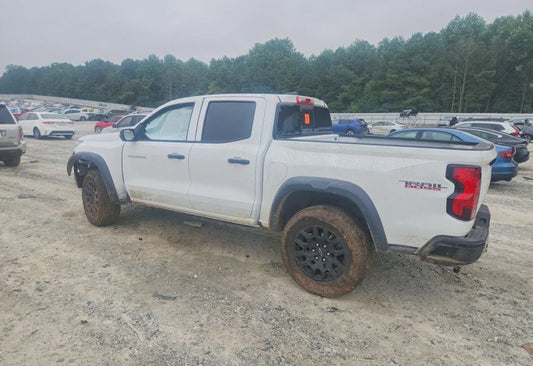2026 Chevrolet Colorado Trail Boss - 1GCPTEEK5T1136426 photo 2