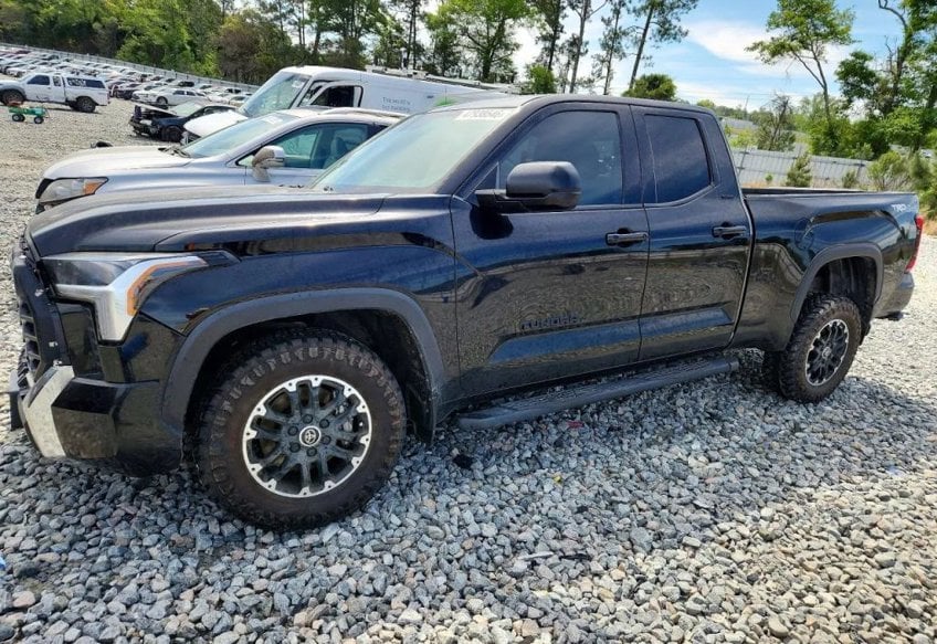 2023 Toyota Tundra SR5 - 5TFLA5DA7PX069778 photo 1