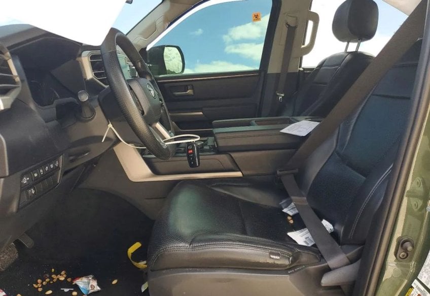 2022 Toyota Tundra SR5 - 5TFLA5AB2NX018554 photo 8