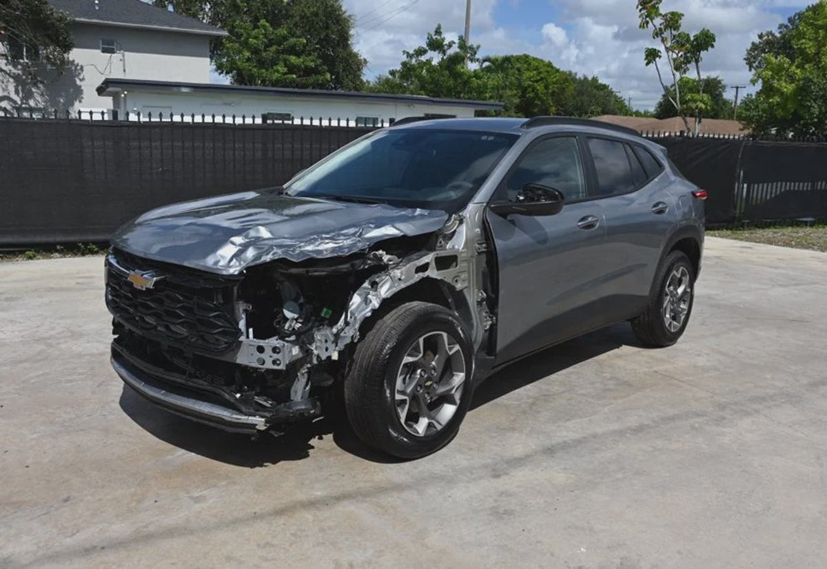 2026 Chevrolet Trax LT - KL77LHEPXTC146044 photo 10