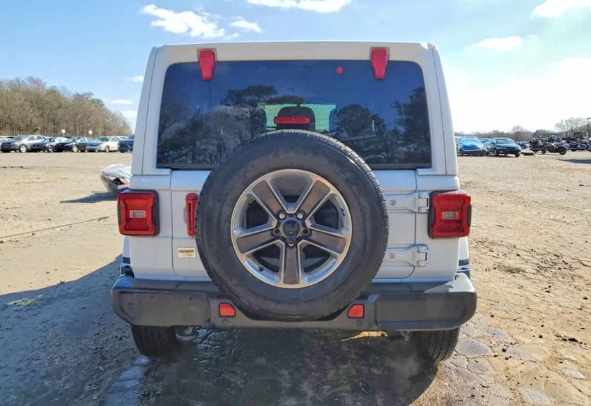 2021 Jeep Wrangler Unlimited Sahara - 1C4HJXEN6MW532689 photo 6