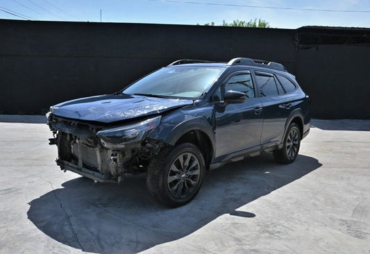 2023 Subaru Outback Onyx Edition Wagon 4D - 4S4BTALC8P3165780 photo 2