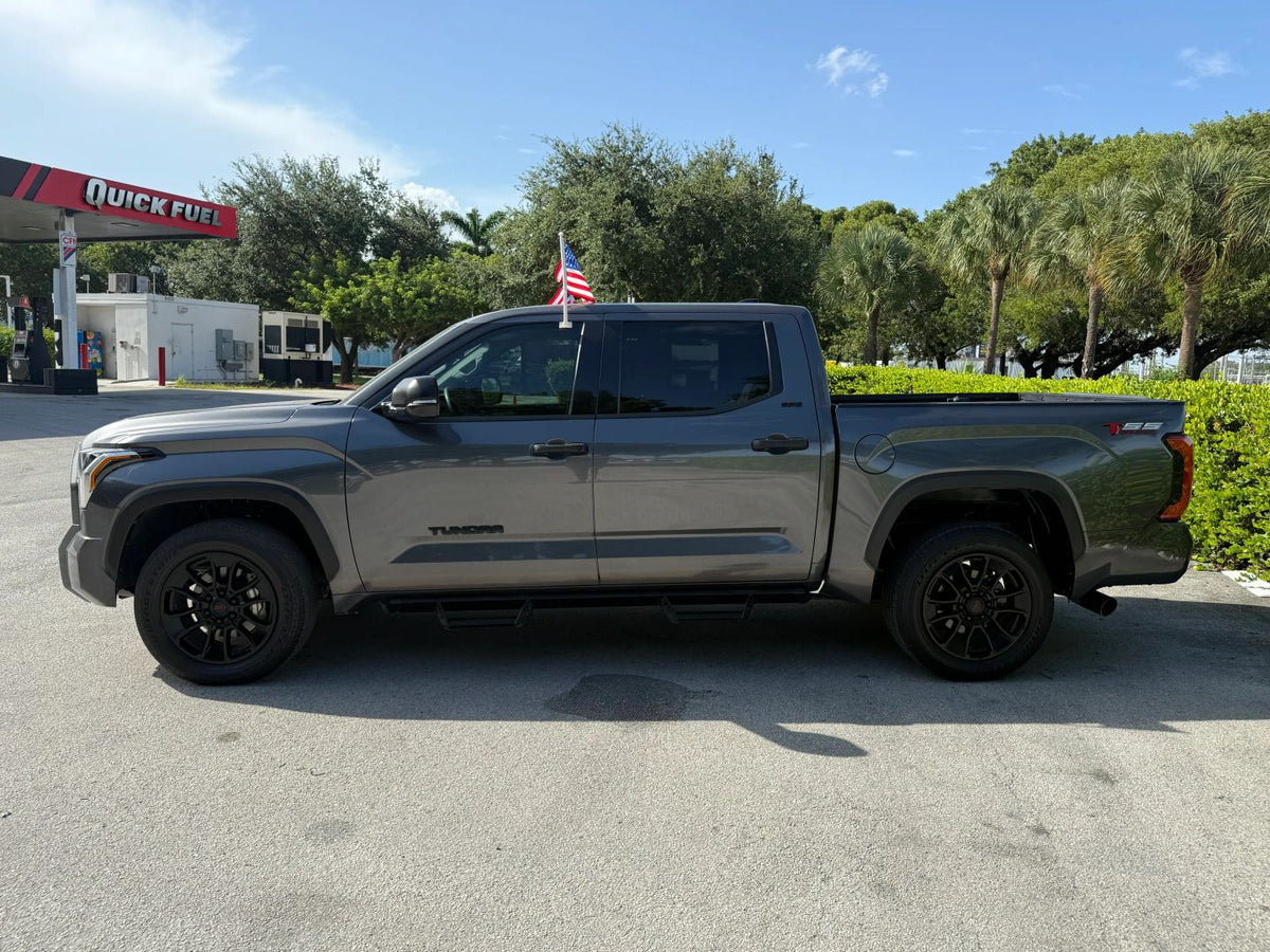 2023 TOYOTA TUNDRA CREWMAX SR5 PICKUP 4D 5 1/2 FT - 5TFLA5DB1PX097813 photo 4