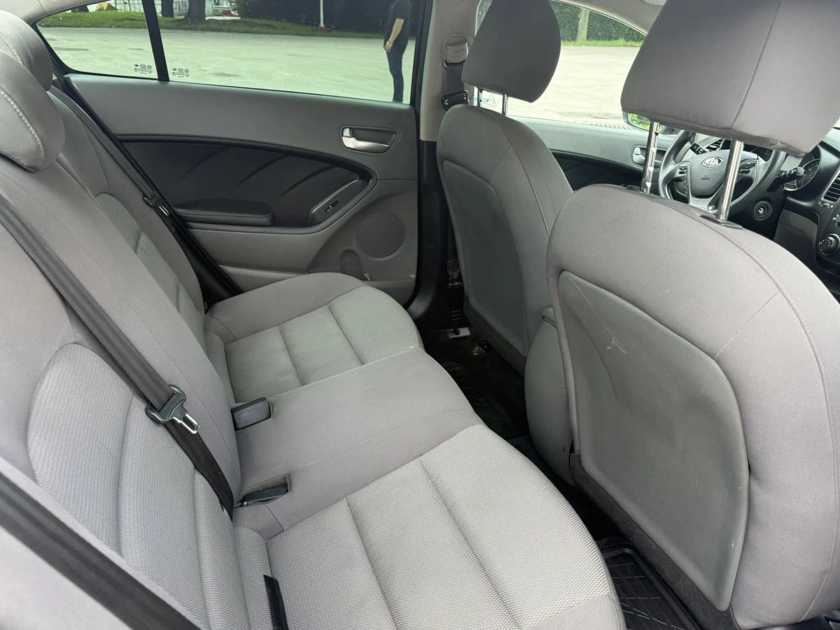 2017 KIA FORTE LX SEDAN 4D - 3KPFK4A76HE013085 photo 11