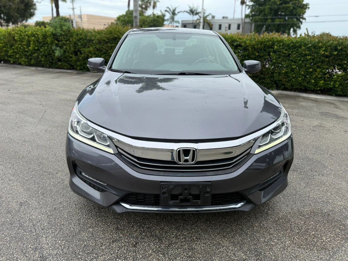 2017 HONDA ACCORD EX-L SEDAN 4D - 1HGCR2F8XHA131505 photo 11