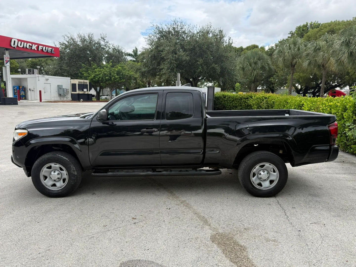2017 TOYOTA TACOMA ACCESS CAB SR PICKUP 4D 6 FT - 5TFRX5GN2HX083256 photo 3