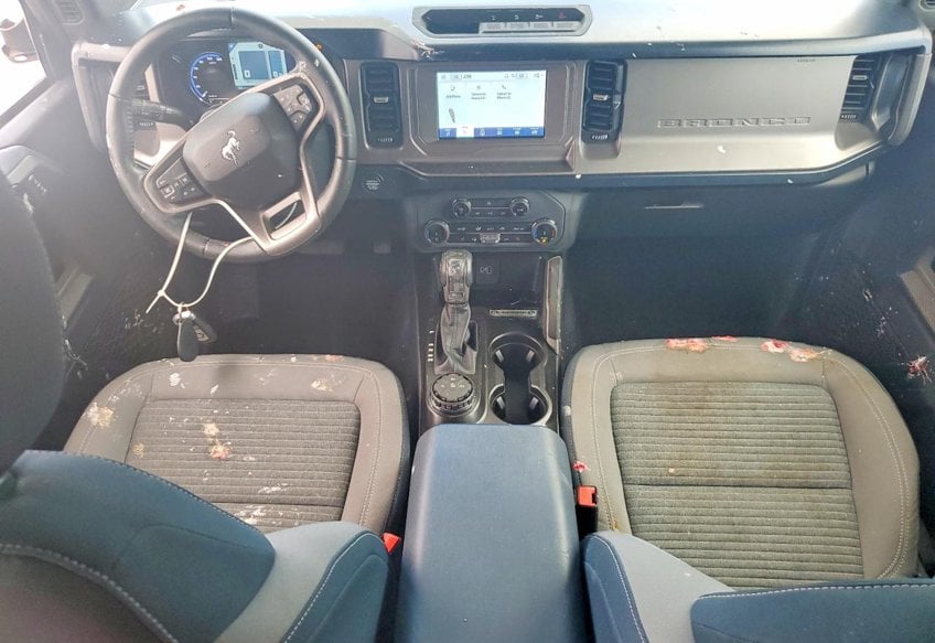 2022 Ford Bronco Base - 1FMDE5BH4NLB02826 photo 8