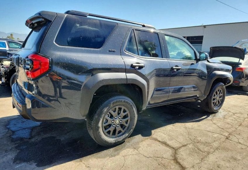 2026 Toyota 4Runner SR5 Sport Utility 4D - JTEVA5AR7T5014932 photo 4