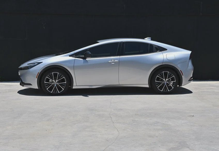 2024 Toyota Prius XLE - JTDACAAU7R3037593 photo 5