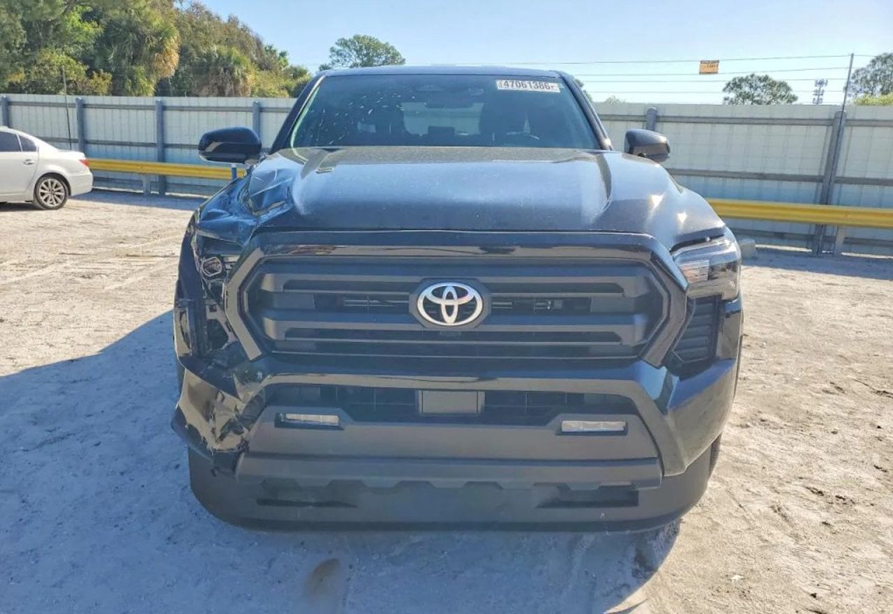 2025 Toyota Tacoma SR5 - 3TMKB5FN7SM047027 photo 16