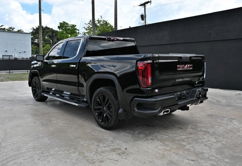 2023 GMC Sierra 1500 Denali - 3GTUUGE85PG182555 photo 3