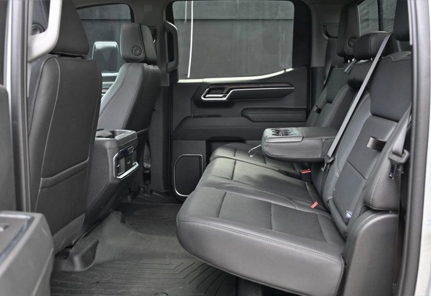 2023 GMC Sierra 1500 SLT - 3GTUUDE88PG286827 photo 19