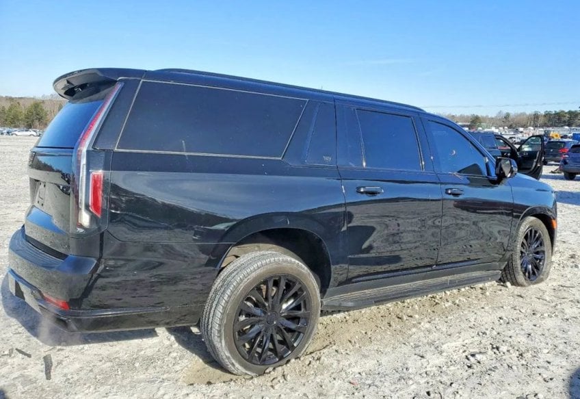 2022 Cadillac Escalade ESV Luxury - 1GYS4JKL5NR316078 photo 3