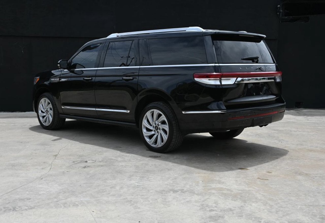2024 Lincoln Navigator L Premiere - 5LMJJ3NG1REL04360 photo 27