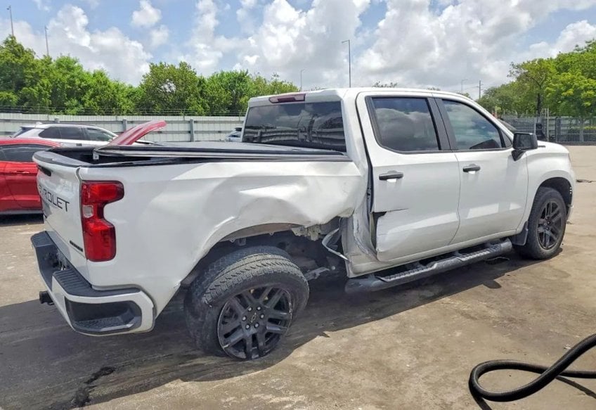 2024 Chevrolet Silverado 1500 Custom - 3GCPABEK7RG215238 photo 2
