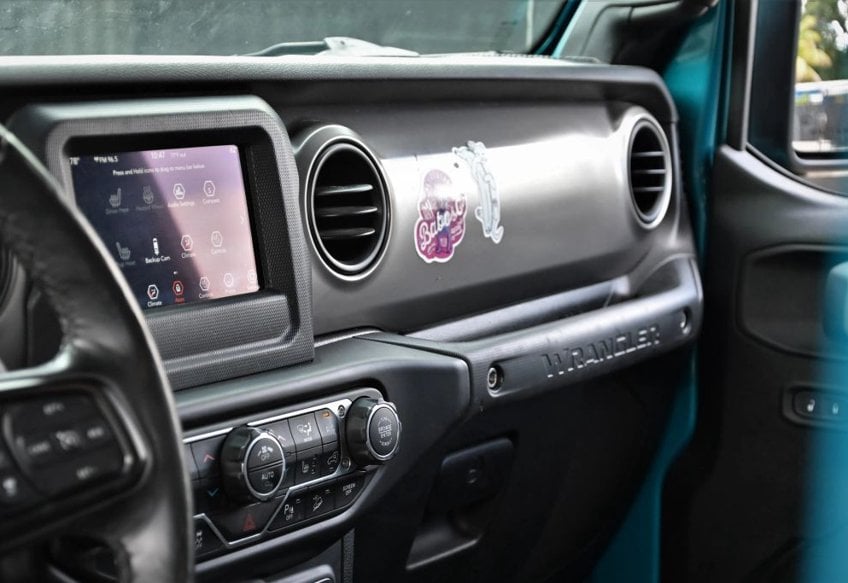 2020 Jeep Wrangler Unlimited Sport S - 1C4HJXDN1LW223258 photo 9