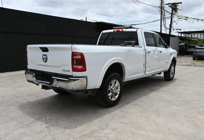 2022 Ram 3500 Laramie - 3C63R3JL1NG347795 photo 4