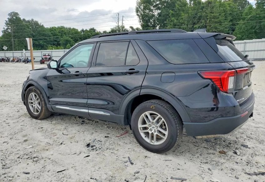 2025 Ford Explorer Active - 1FMUK7DH1SGA23233 photo 4
