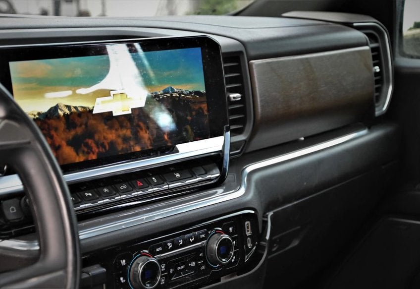 2023 Chevrolet Silverado 1500 High Country - 1GCUDJE87PZ278894 photo 9