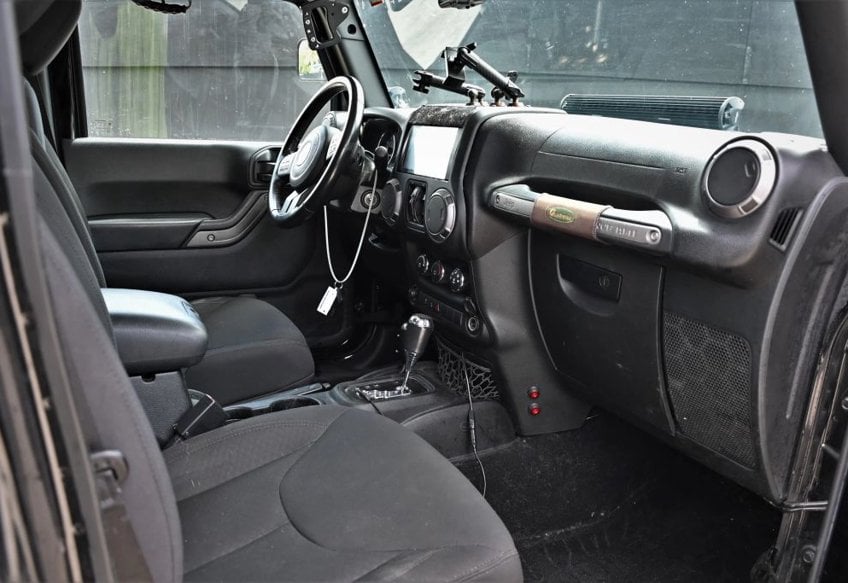 2017 Jeep Wrangler Unlimited Sport - 1C4BJWDG9HL639634 photo 22