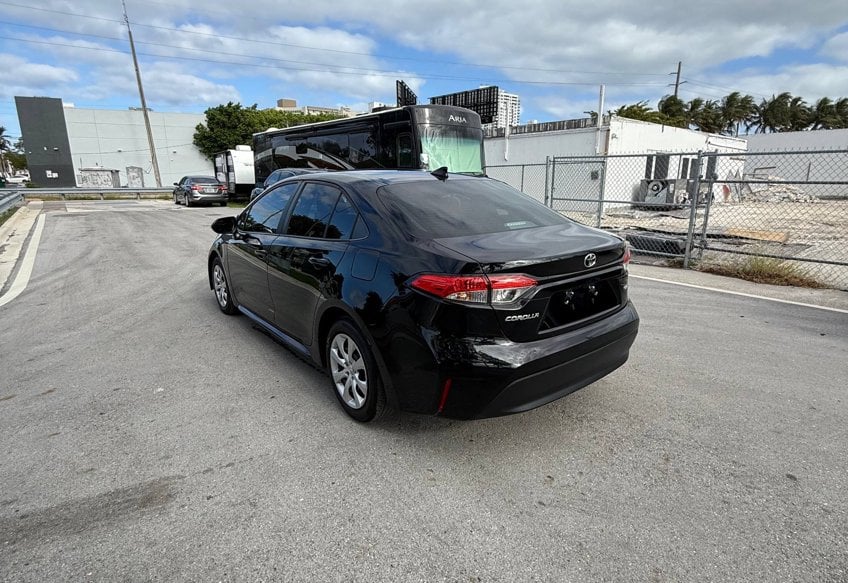 2023 Toyota Corolla LE - 5YFB4MDE3PP019989 photo 4