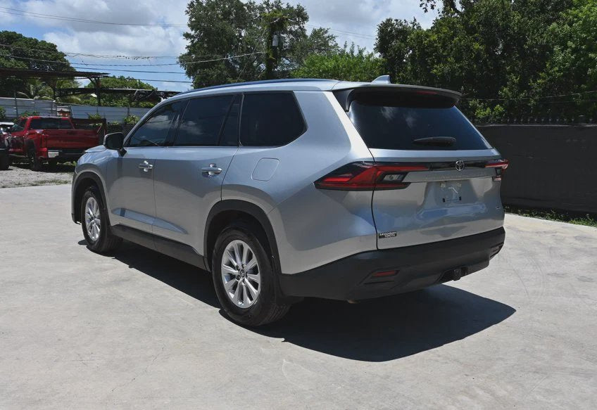 2025 Toyota Grand Highlander XLE - 5TDAAAA5XSS032021 photo 4