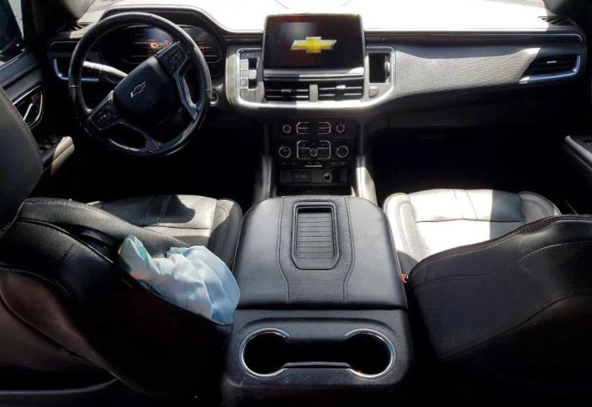 2022 Chevrolet Suburban RST Sport Utility 4D - 1GNSKEKD9NR127484 photo 22