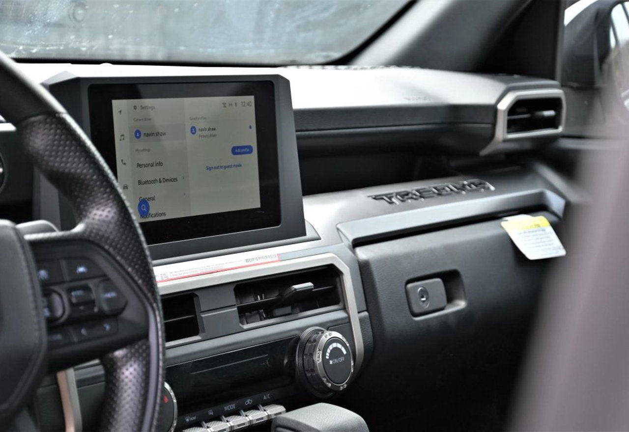 2025 Toyota Tacoma SR5 - 3TYKB5FN6ST028683 photo 27