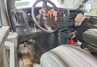 2023 Chevrolet Express 2500 - 1GCWGAFP0P1259348 photo 9