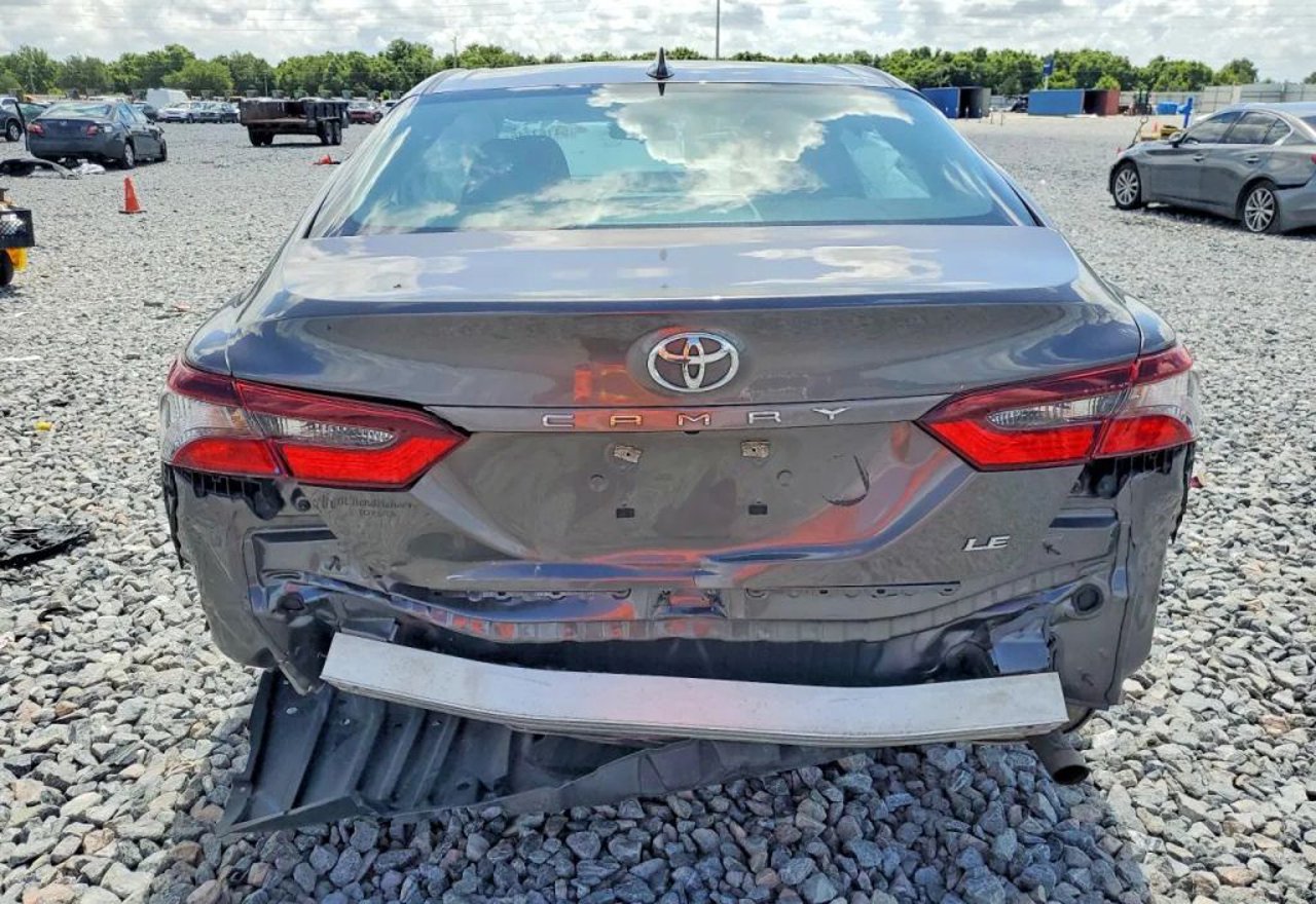 2023 Toyota Camry LE - 4T1C11AK2PU809448 photo 17