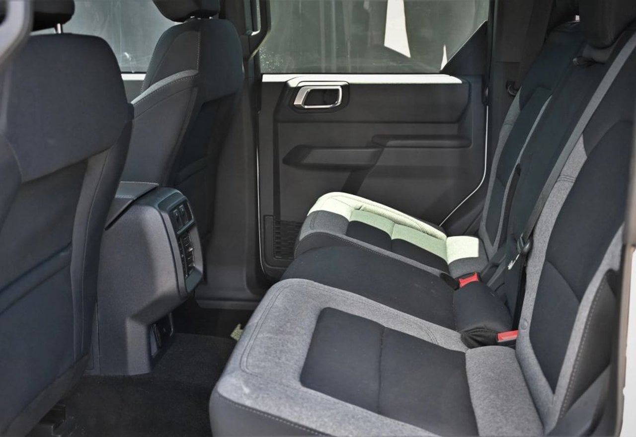 2025 Ford Bronco Base - 1FMDE6BH4SLA92445 photo 37
