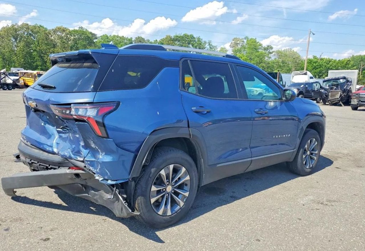 2025 Chevrolet Equinox LT - 3GNAXHEG3SL163565 photo 14