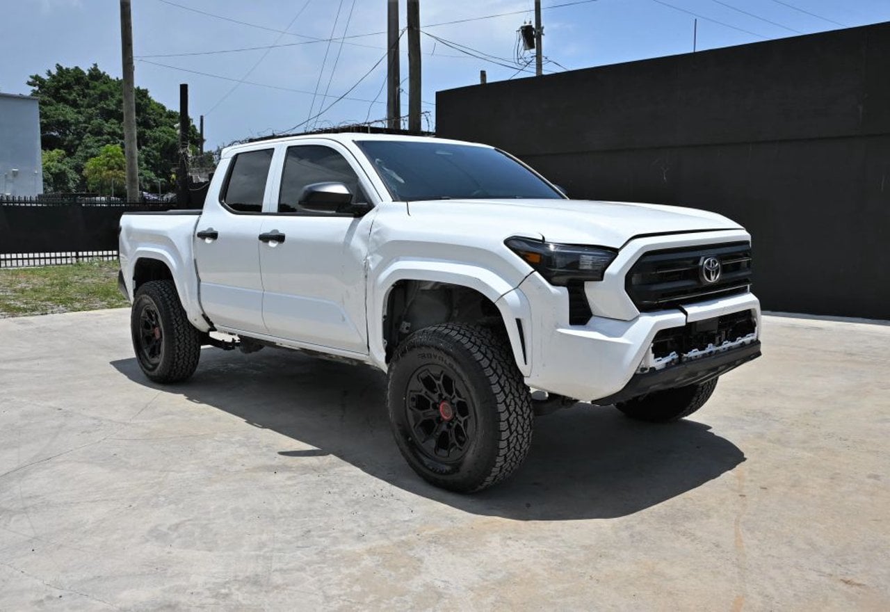 2024 Toyota Tacoma SR Pickup 4D 5 ft - 3TYKD5HN3RT006920 photo 19