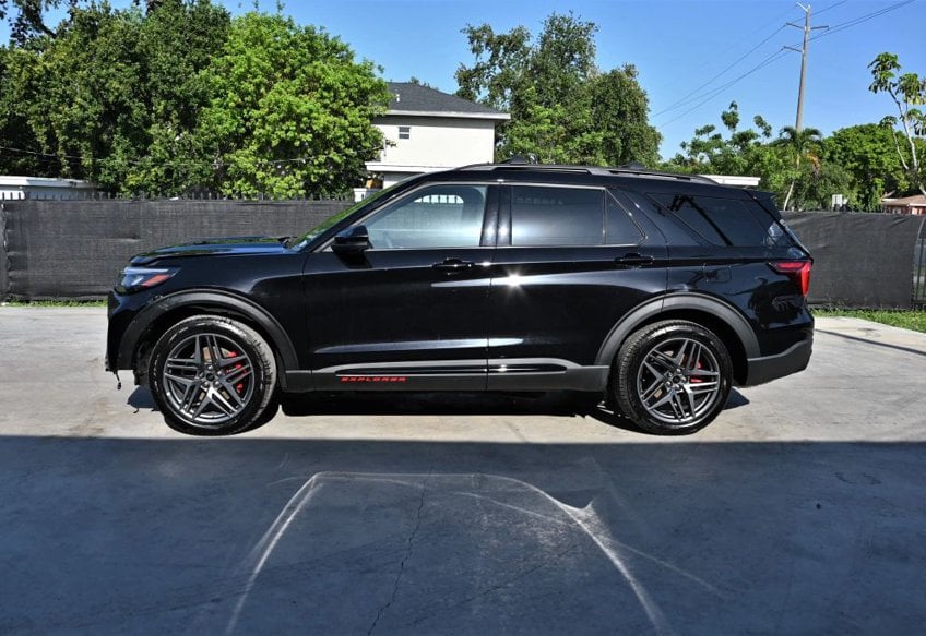 2026 Ford Explorer ST - 1FMWK7GC0TGA11360 photo 5
