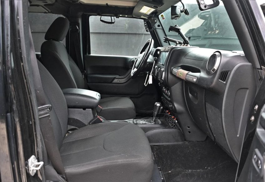 2017 Jeep Wrangler Unlimited Sport - 1C4BJWDG9HL639634 photo 15