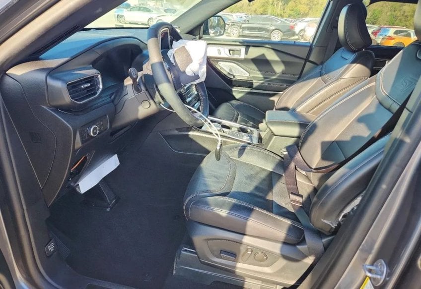 2024 Ford Explorer ST - 1FM5K8GC5RGA21022 photo 8