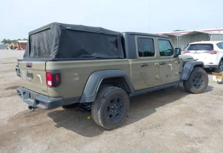 2020 Jeep Gladiator Sport S - 1C6JJTAGXLL167796 photo 3