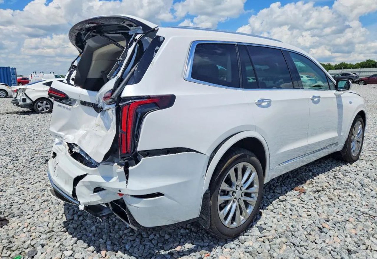2024 Cadillac XT6 Premium Luxury - 1GYKPDRS8RZ734839 photo 15