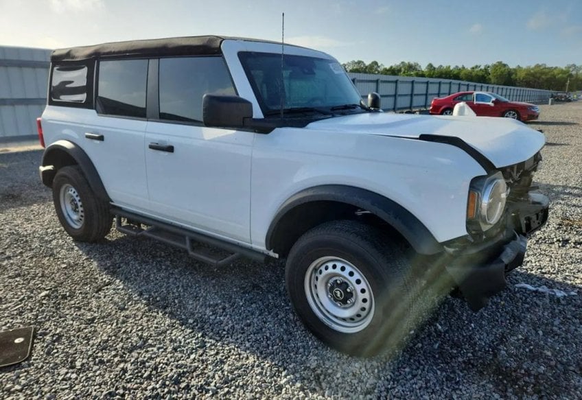 2025 Ford Bronco Base - 1FMDE6BH4SLA92445 photo 2
