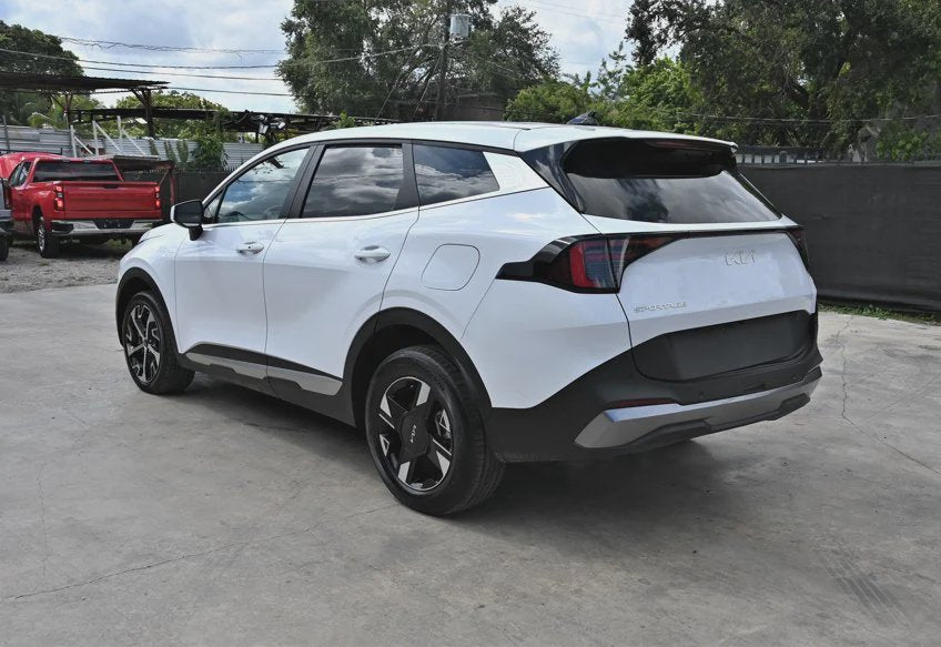 2026 Kia Sportage LX Sport Utility 4D - 5XYK23DF4TG358249 photo 4