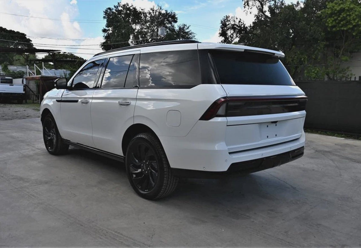 2025 Lincoln Navigator Reserve - 5LMJJ2LG8SEL03757 photo 35