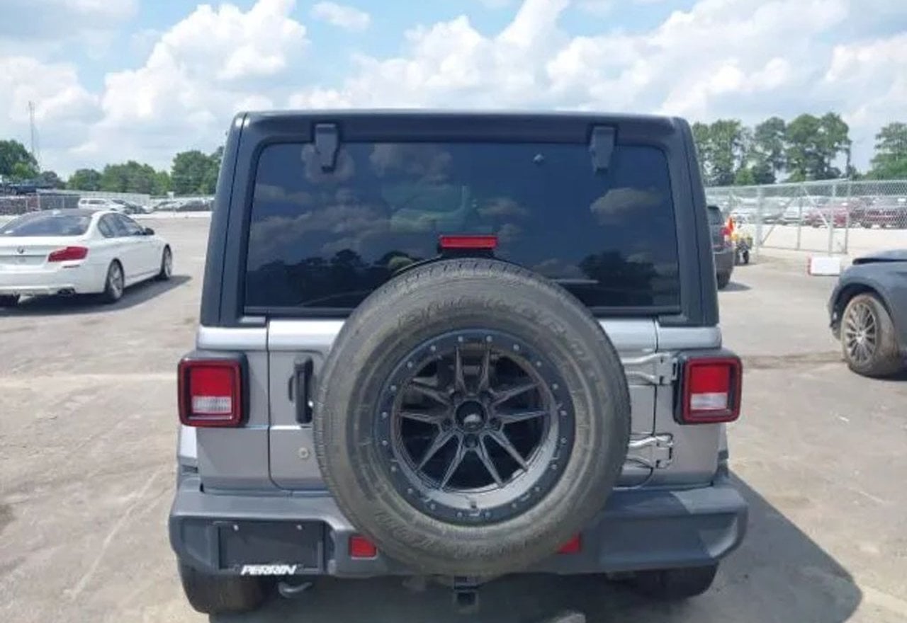 2019 Jeep Wrangler Unlimited Sahara - 1C4HJXEN7KW564466 photo 18