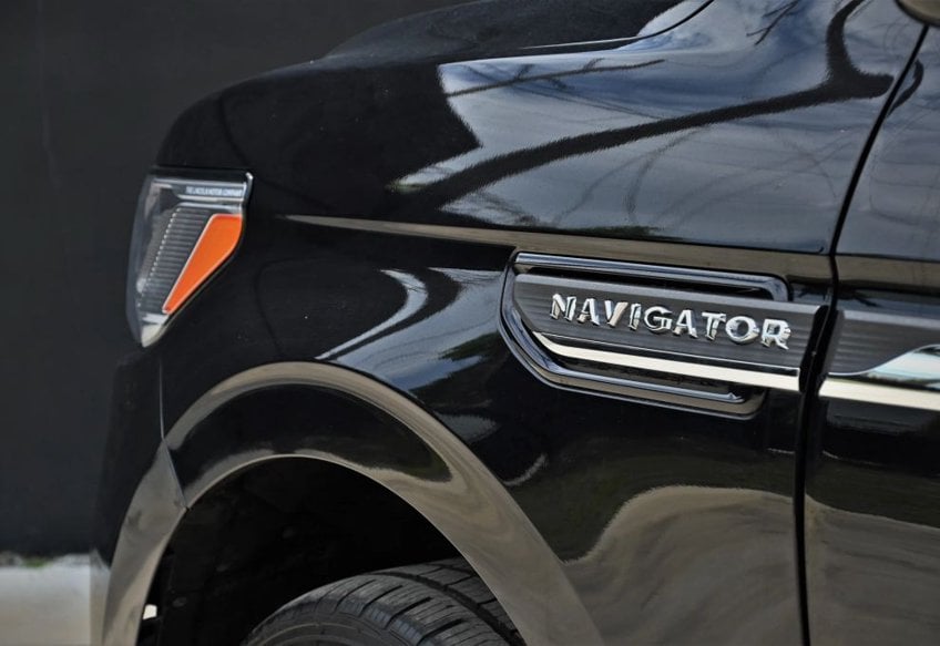 2024 Lincoln Navigator L Premiere - 5LMJJ3NG1REL04360 photo 9