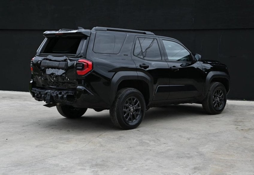 2025 Toyota 4Runner SR5 - JTEVA5AR0S5001969 photo 3